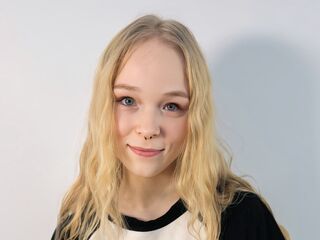 free web cam KamiMellema