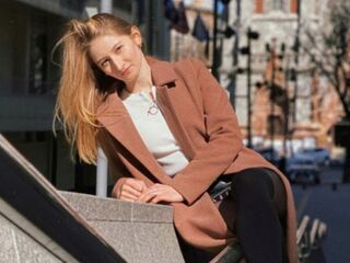 free web cam chat KaterineKoen
