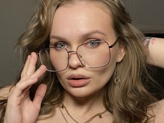 live webcam model KattyWests