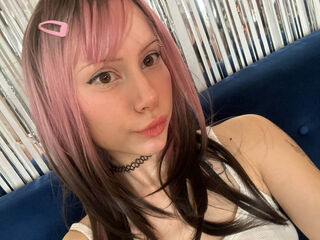 naked camgirl gallery KayaSnowy