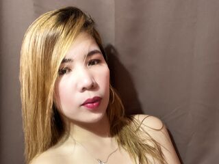 adultcam KizzyBarreto