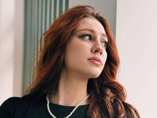 hot cam girl fingering KristinaGuernsey