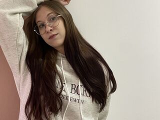 camslut spreading pussy LaunaRechtzigel