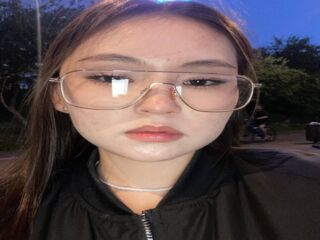 cam girl picture LauriMoradel