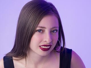 camwhore masturbating with sextoy LennaPhillips