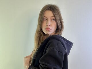 chat room webcam photo LeonilaKesling