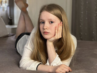 kinky webcam show LilianHoward