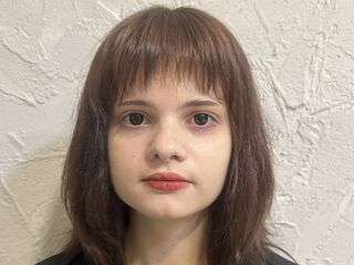 beautiful webcam girl LillyMilly