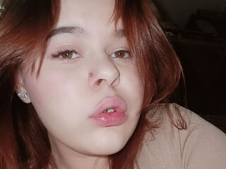 chatrubate cam girl LissaTerry