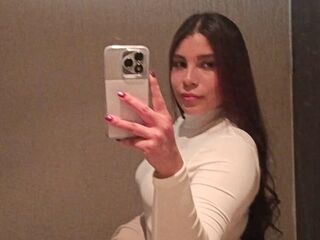 adult liveshow LizzieWells