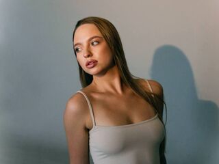 cam girl masturbating with vibrator LoriHunt