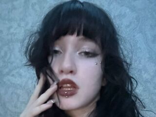 free adult cam LouisePerrish