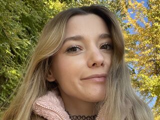 hot camslut LunariaVelvet