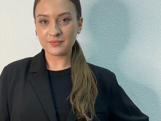 cam girl live cam LyndaEstle