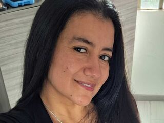 cam girl masturbating MariaThomp