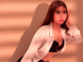 naked webcam girl MelanyBloom