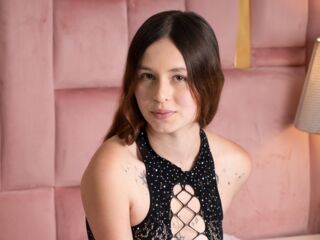 masturbating webcamgirl MellanieCollins