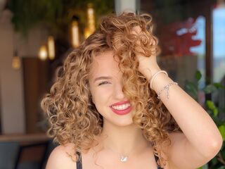 camslut masturbating MiaPolanska