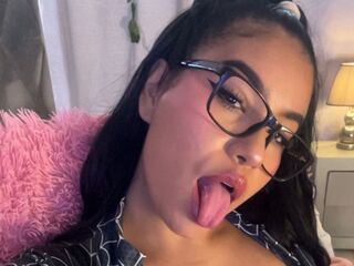 bedroom live webcam MihaCameron