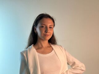 camslut topless MonetPregler