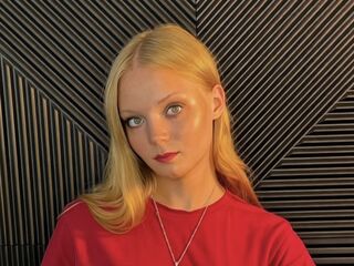 cam girl masturbating with dildo NanaJackson