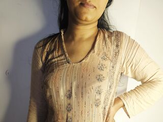 chat room sex show RubbynaKhan