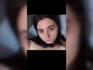 camgirl showing pussy SashaMaroon