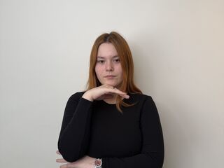 camgirl fingering pussy SeasonBrause