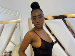 cam girl fingering SelenaRoas