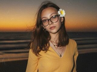 hot strip tease webcam ShakitaKalama