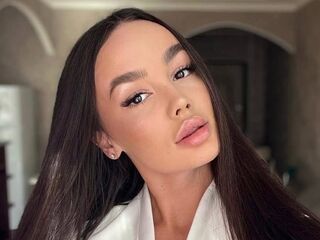 nude camgirl photo SimaAzeem