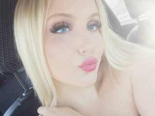 cam girl SixtaCola