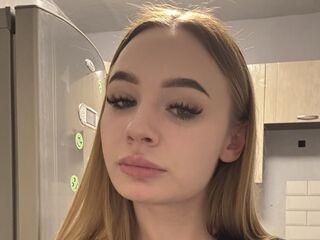 topless camgirl SofiaKolen