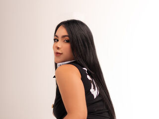 porn cam ThaliiaDuran