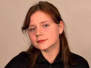 adult cam TonaBurgard