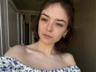 camgirl sex photo UshaSolgovic