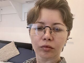 girl sex chat room VelvetVenom