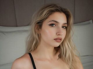 hot naked camgirl VikyMorgan