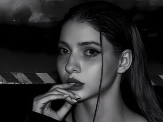 fingering webcamgirl sophienovakova